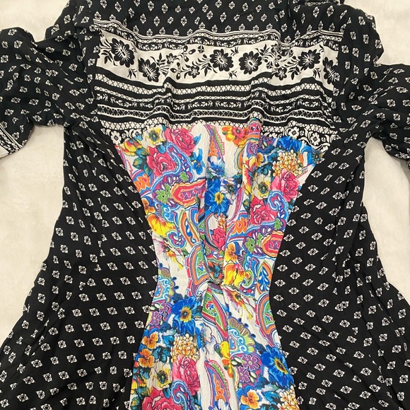 Retro Psychedelic colored Black and White Dress - Picture 6 of 6